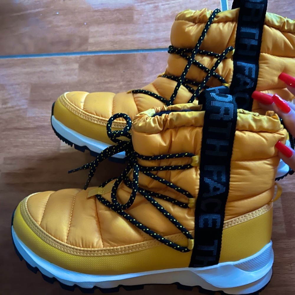 Women’s ThermoBall™ Lace Up Waterproof Boots